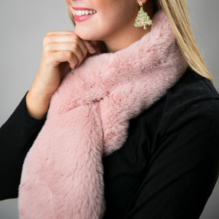 Pink faux fur keyhole scarf 