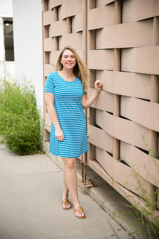 Gwen T-Shirt Dress Program: Blue Stripe - Spring 2024