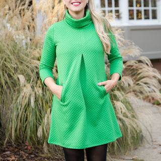 Green  quilted dress with front pleat and pockets
