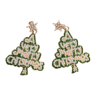 Green tree with pearl beads spelling out  "A Very Merry Christmas"