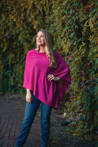 Metallic poncho in Magenta