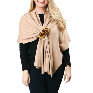 Camel keyhole wrap with leopard faux fur pull through